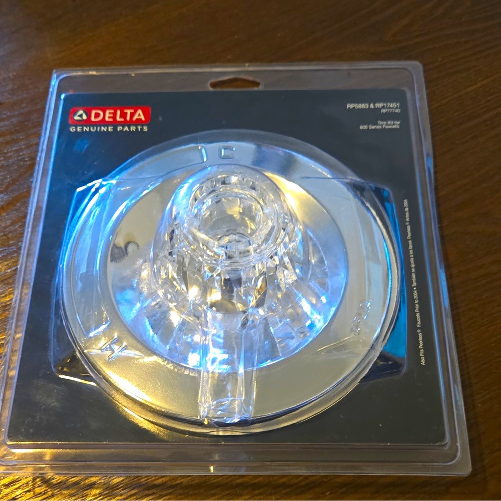 Delta Clear Knob Shower Handle Trim Kit Chrome RP5883 RP17451 Screws
